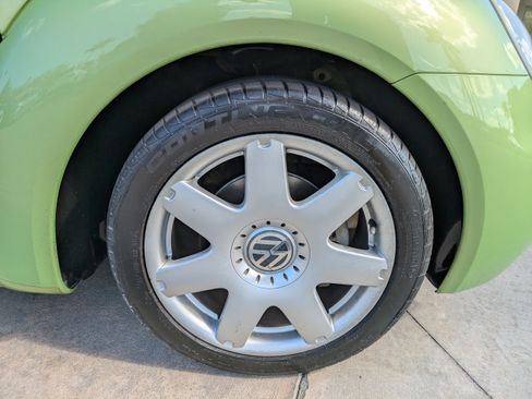 Used 2003 Volkswagen Beetle GLX image 8