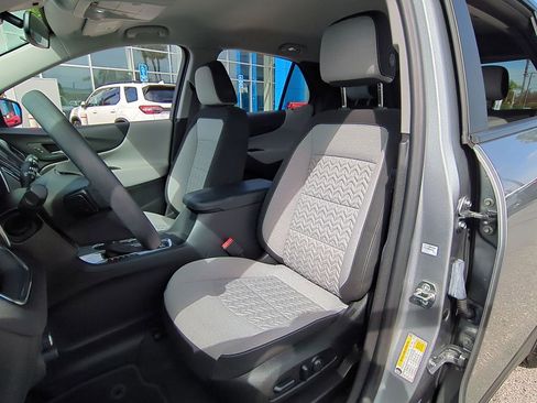 Certified 2024 Chevrolet Equinox LS w/ LS Convenience Package image 18