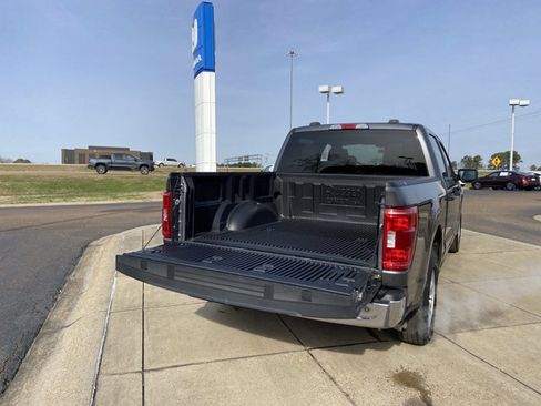 Used 2023 Ford F150 XLT image 25