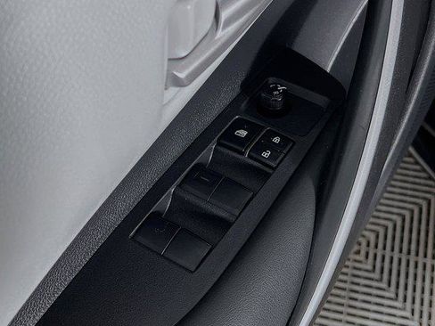 Certified 2023 Toyota Corolla SE w/ Carpet Mat Package (TMS) FWD image 18