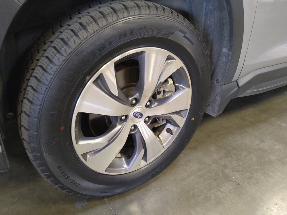 Used 2021 Subaru Ascent Premium w/ Convenience Package AWD/4WD image 31