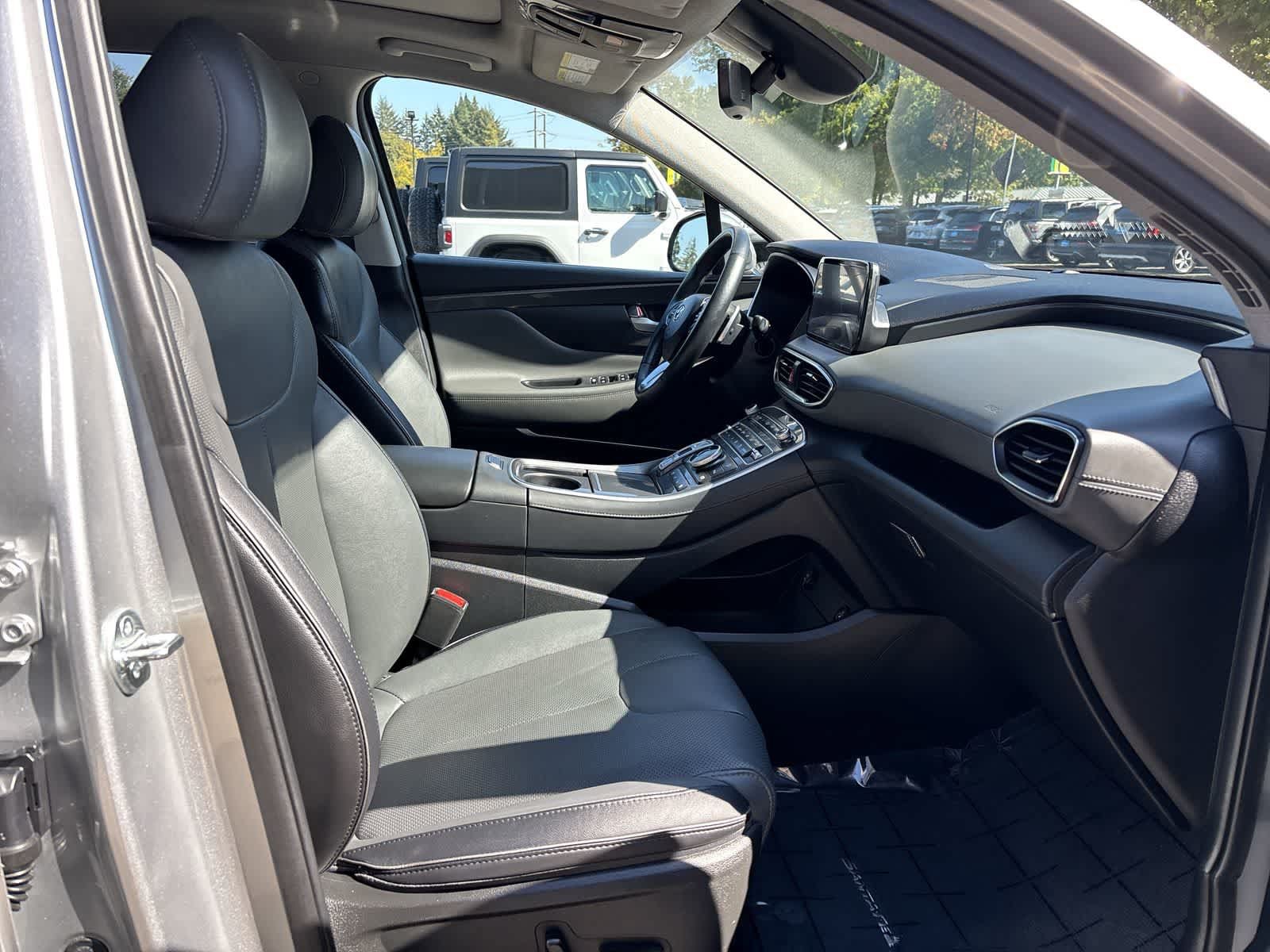 Used 2023 Hyundai Santa Fe Limited AWD/4WD image 7