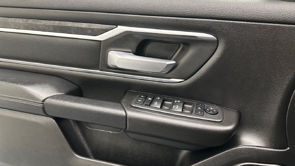 Used 2023 RAM 1500 Big Horn AWD/4WD image 14