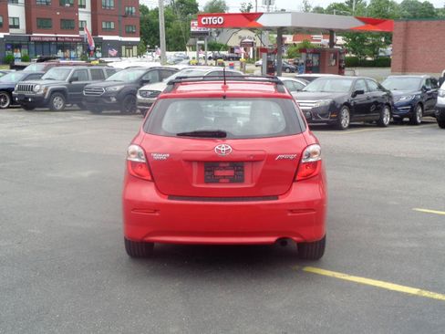 Used 2009 Toyota Matrix FWD image 13
