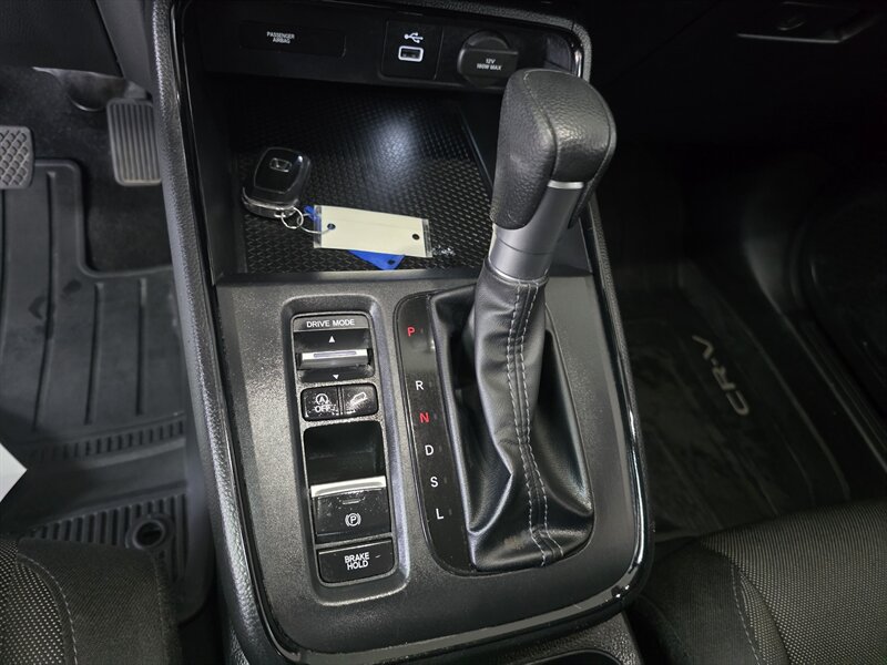 Used 2025 Honda CR-V LX image 21