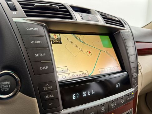 Used 2011 Lexus LS 460 L w/ Luxury Pkg image 23