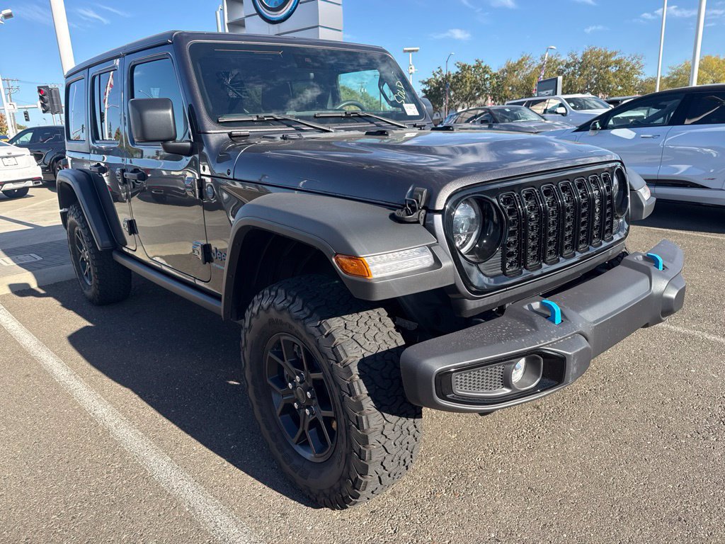 Used 2024 Jeep Wrangler Unlimited AWD/4WD image 1