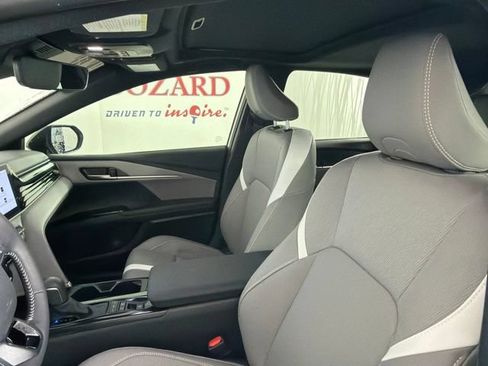 Used 2025 Toyota Camry SE w/ Multimedia Upgrade Package FWD image 11