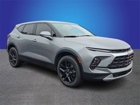 New 2025 Chevrolet Blazer LT image 2