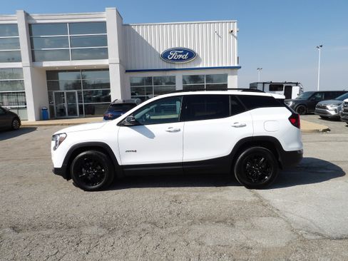 Used 2023 GMC Terrain AT4 image 1