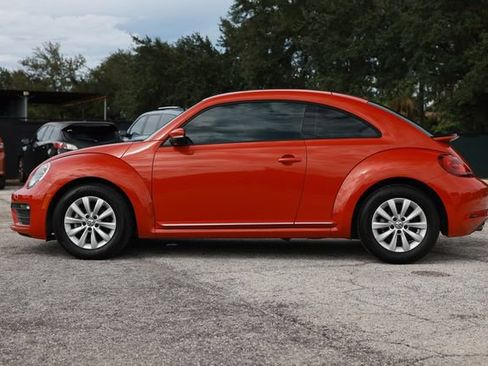 Used 2019 Volkswagen Beetle 2.0T S FWD image 4