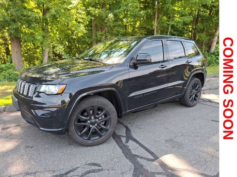 Used 2019 Jeep Grand Cherokee Altitude AWD/4WD image 1