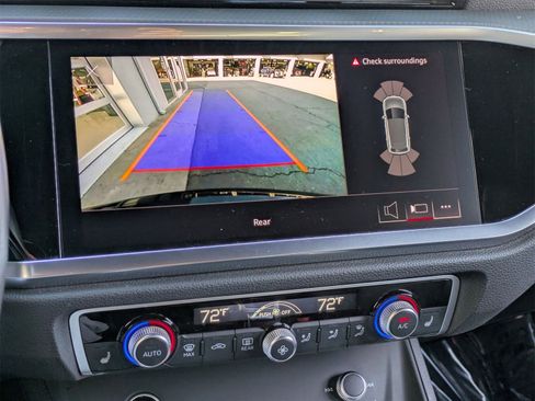 Used 2023 Audi Q3 2.0T Premium w/ Convenience Package image 13