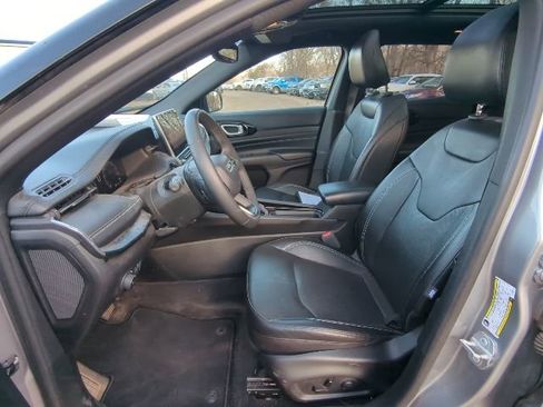 Used 2023 Jeep Compass High Altitude image 17