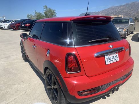 Used 2011 MINI Cooper S FWD image 11