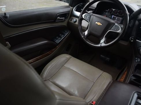 Used 2016 Chevrolet Suburban LTZ AWD/4WD image 2
