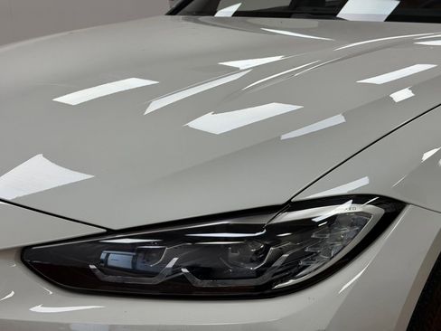 Used 2023 BMW i4 eDrive35 w/ Premium Package image 9