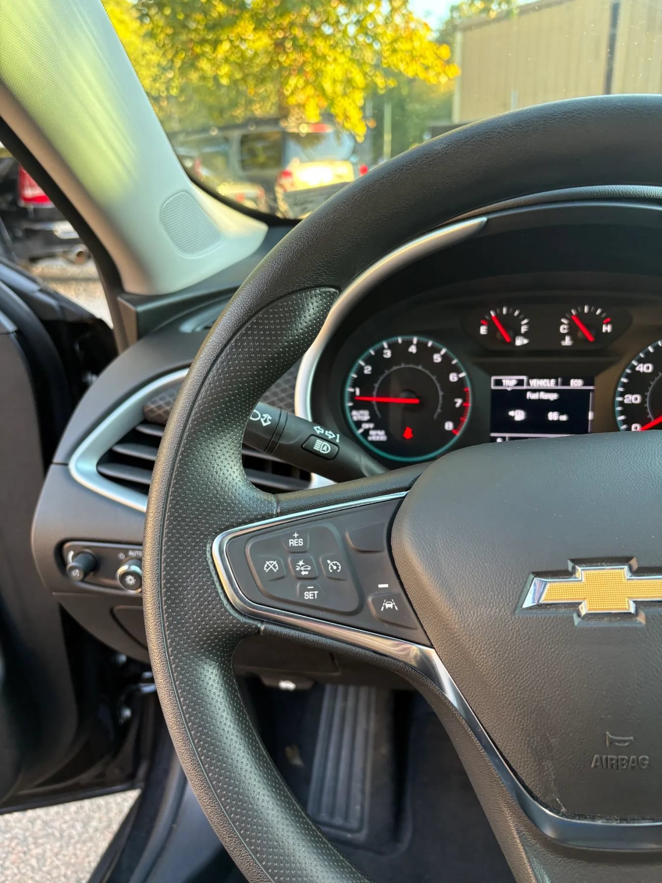 Used 2023 Chevrolet Malibu LT FWD image 17