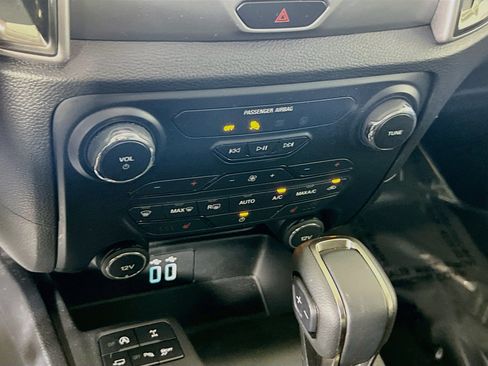 Used 2019 Ford Ranger XLT w/ Equipment Group 302A Luxury AWD/4WD image 15