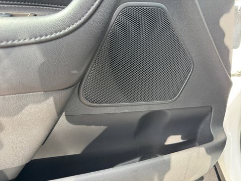 Used 2014 Lincoln MKX Base w/ Equipment Group 102A image 27