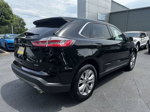 Certified 2023 Ford Edge Titanium AWD/4WD image 5
