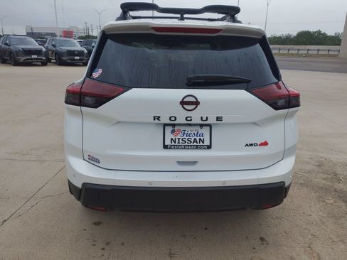 New 2026 Nissan Rogue SV AWD/4WD image 6