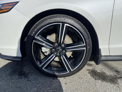 Used 2024 Honda Accord Sport image 23