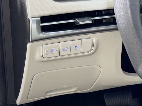 Certified 2025 Hyundai Tucson SEL image 13