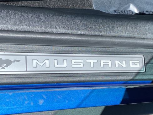 Used 2022 Ford Mustang GT Premium w/ Equipment Group 401A RWD image 26