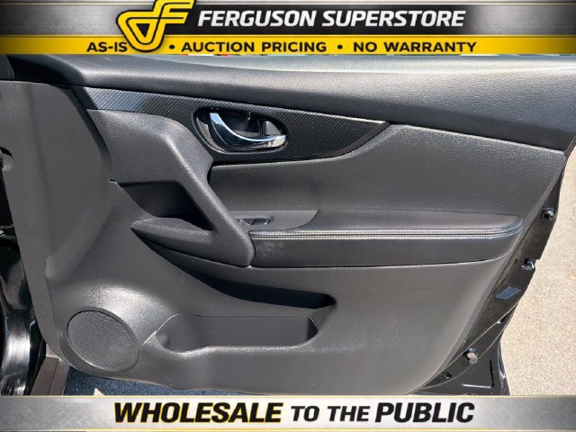 Used 2018 Nissan Rogue SL FWD image 23