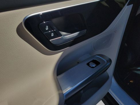 Certified 2023 Mercedes-Benz GLC 300 4MATIC image 7