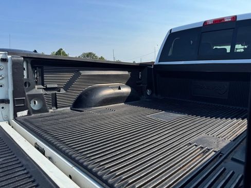 Used 2022 RAM 2500 Laramie AWD/4WD image 13