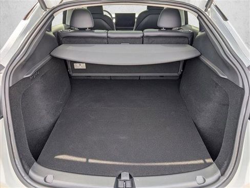 Used 2023 Tesla Model Y Long Range image 6