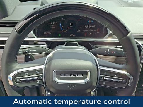 Used 2024 GMC Sierra EV Denali AWD/4WD image 4