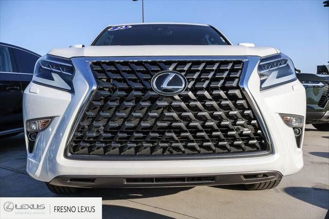 Certified 2022 Lexus GX 460 Premium w/ Premium Package AWD/4WD image 2