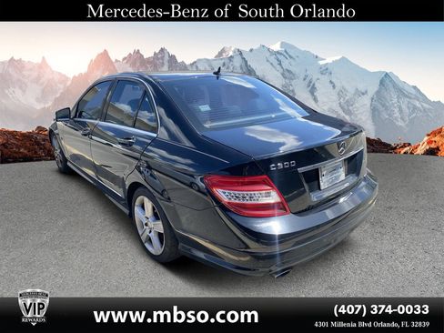 Used 2010 Mercedes-Benz C 300 Sedan image 15