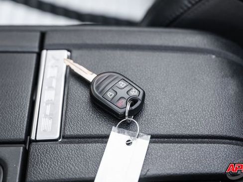 Used 2013 Ford Mustang Shelby GT500 image 71