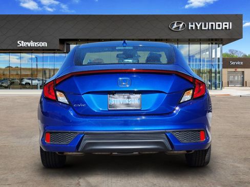 Used 2017 Honda Civic EX-T image 3