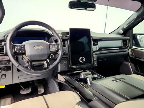 Used 2023 Ford F150 Lightning Platinum image 11