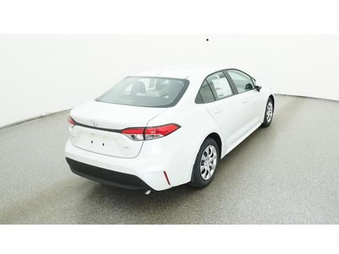 New 2026 Toyota Corolla LE image 8