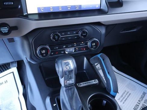 Used 2021 Ford Bronco Wildtrak image 37