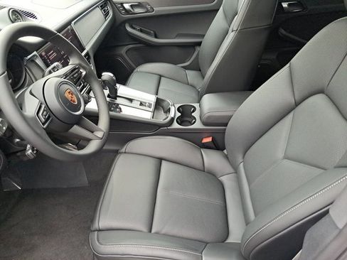 New 2026 Porsche Macan GTS image 21