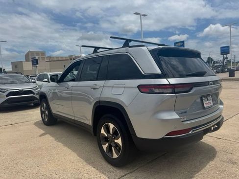 Used 2022 Jeep Grand Cherokee Limited 4xe AWD/4WD image 5