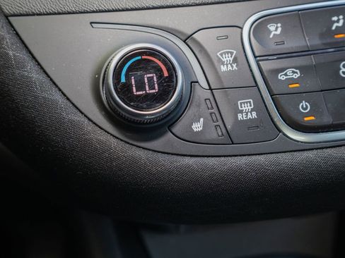 Used 2024 Chevrolet Malibu LT FWD image 19