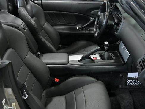 Used 2005 Honda S2000 image 35