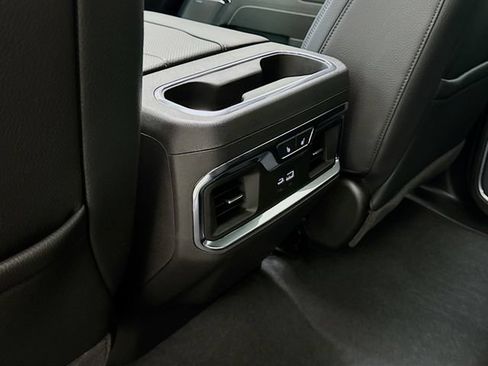 Used 2025 GMC Sierra 1500 Denali w/ Denali Reserve Package AWD/4WD image 28