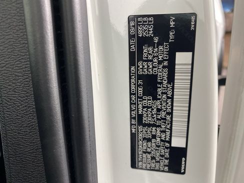 Used 2019 Volvo XC40 T5 Momentum image 38