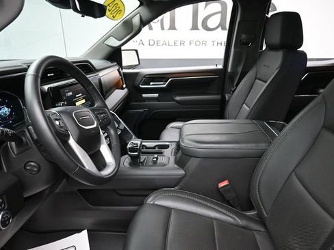 Used 2024 GMC Sierra 1500 Denali w/ Denali Reserve Package AWD/4WD image 16