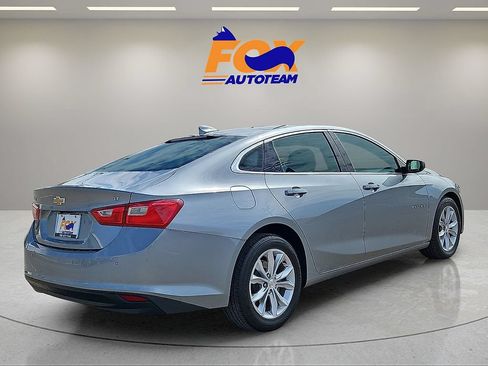 Used 2025 Chevrolet Malibu LT FWD image 4
