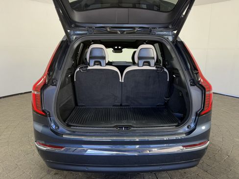 Used 2026 Volvo XC90 B6 Plus w/ Protection Package Premier AWD/4WD image 7